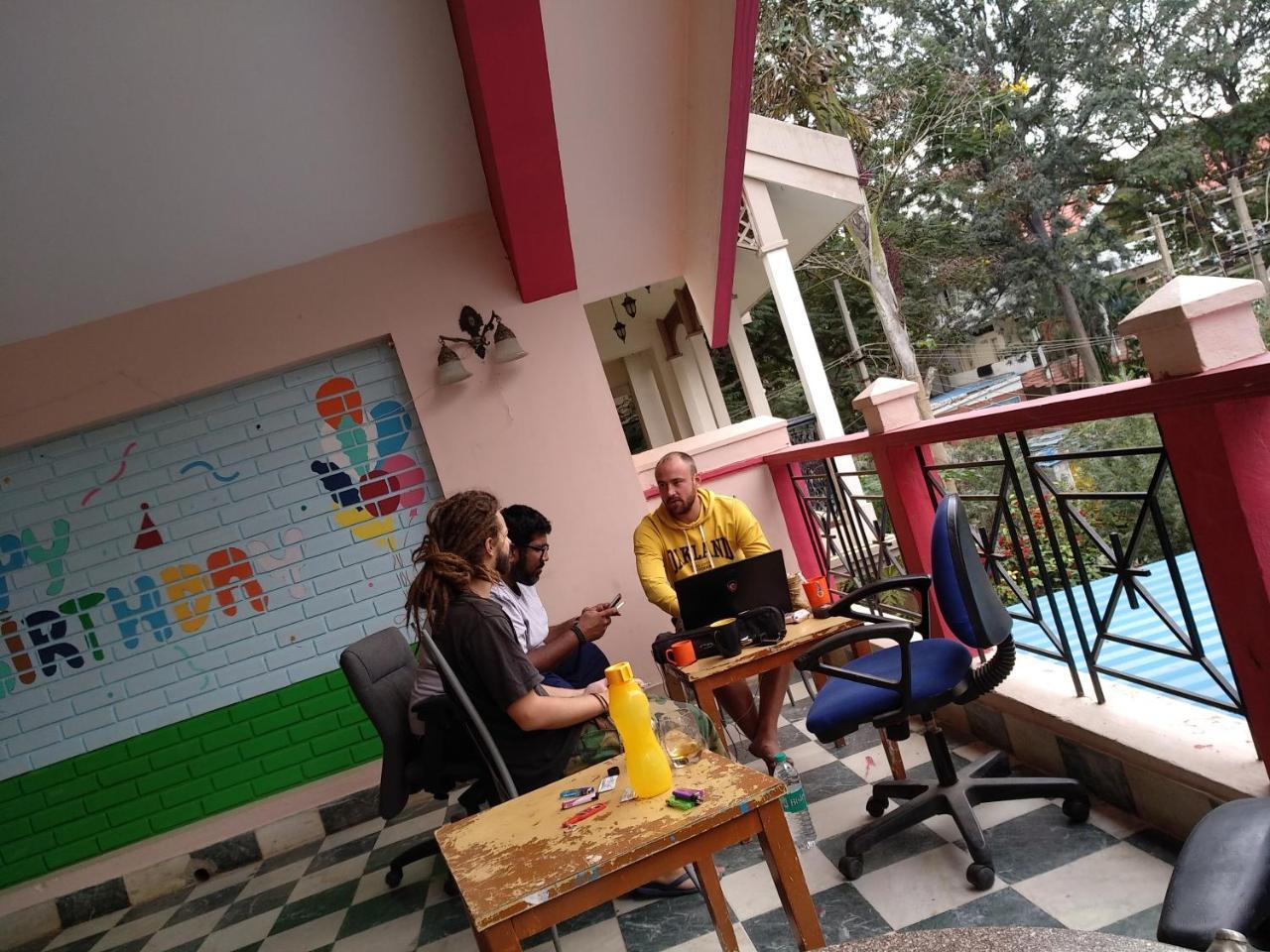 Hackerpacker Backpackers Hostel Bangalore Extérieur photo
